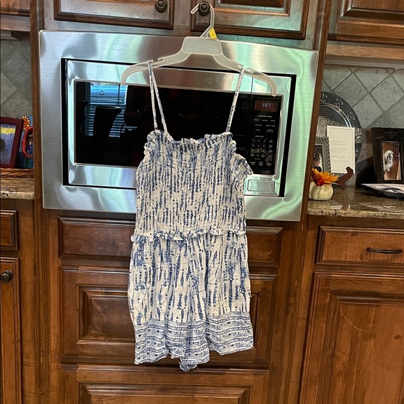 Jessica Simpson Blue and White romper - Picture 1 of 2